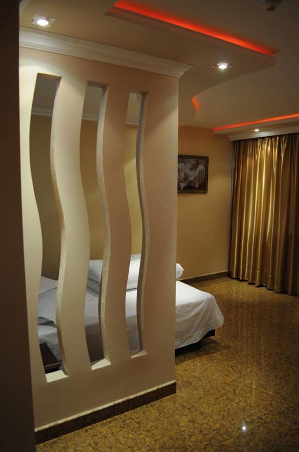 Hotel Apollon Yerevan Luaran gambar